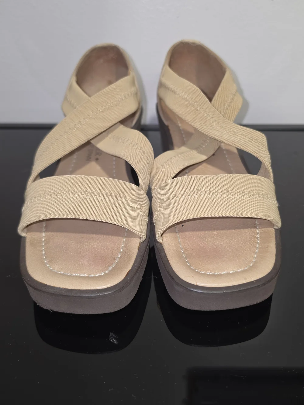 Donald J. Pliner Sand Mesh Elastic Stappy Nobuck Wedge Sandal Women's Size 6